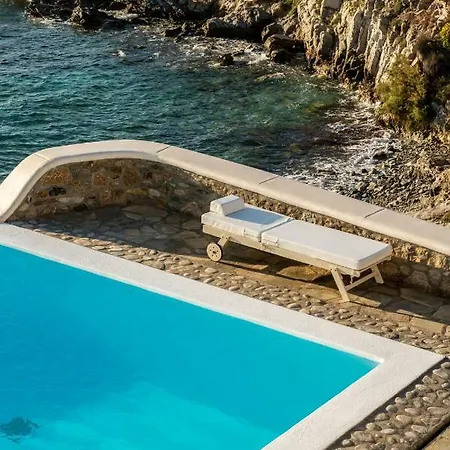 Coventina, Ornos - Cavo Delos, Mykonos Agios Ioannis Diakoftis